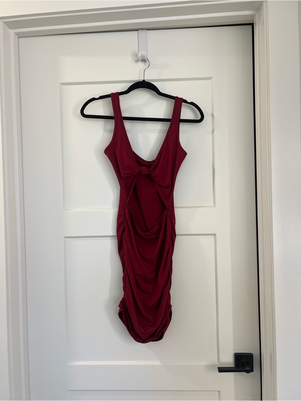 Women’s Red Ruched Knot Front Sleeveless Dress